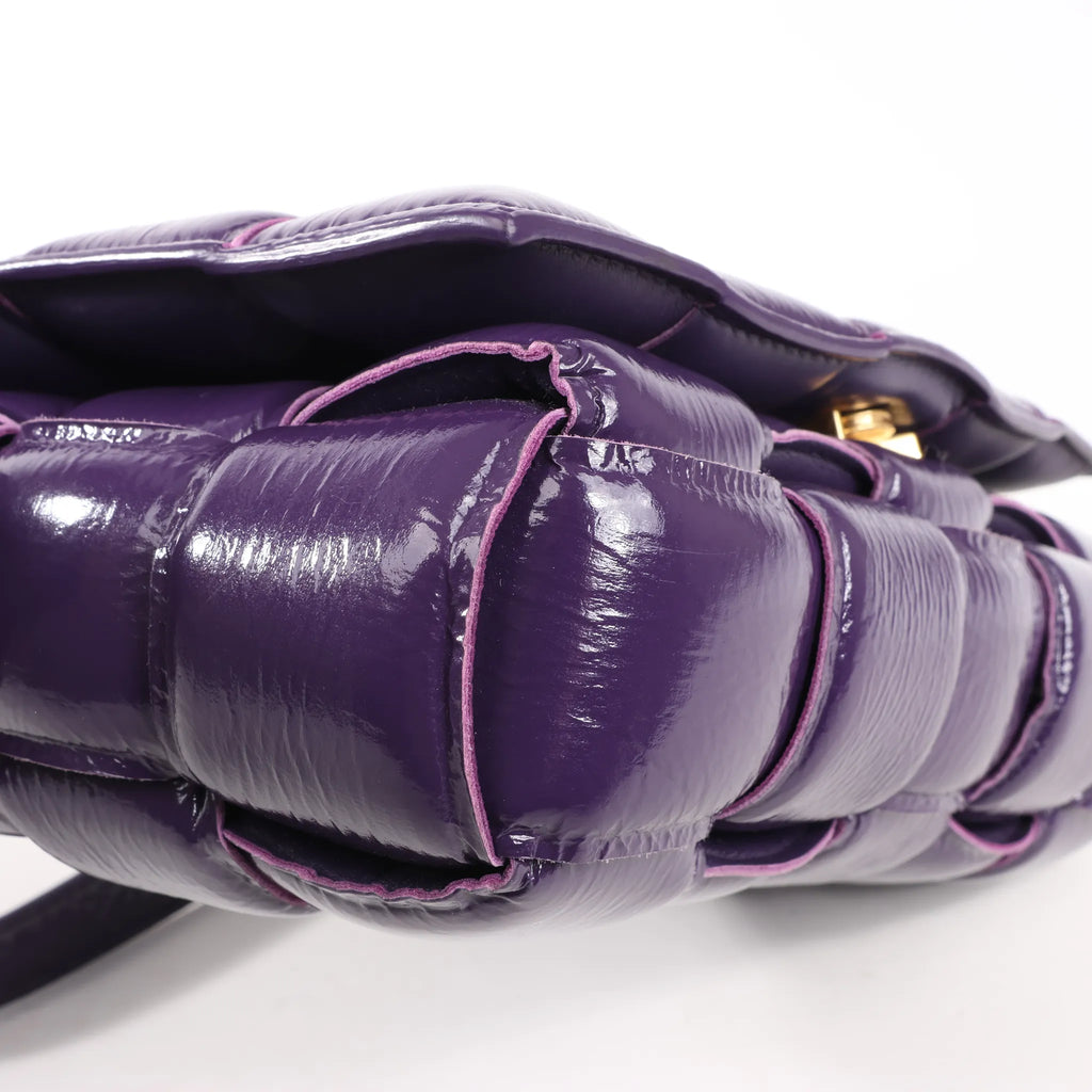 Bottega Veneta Padded Cassette Maxi Intrecciato Leather Shoulder Bag in Purple
