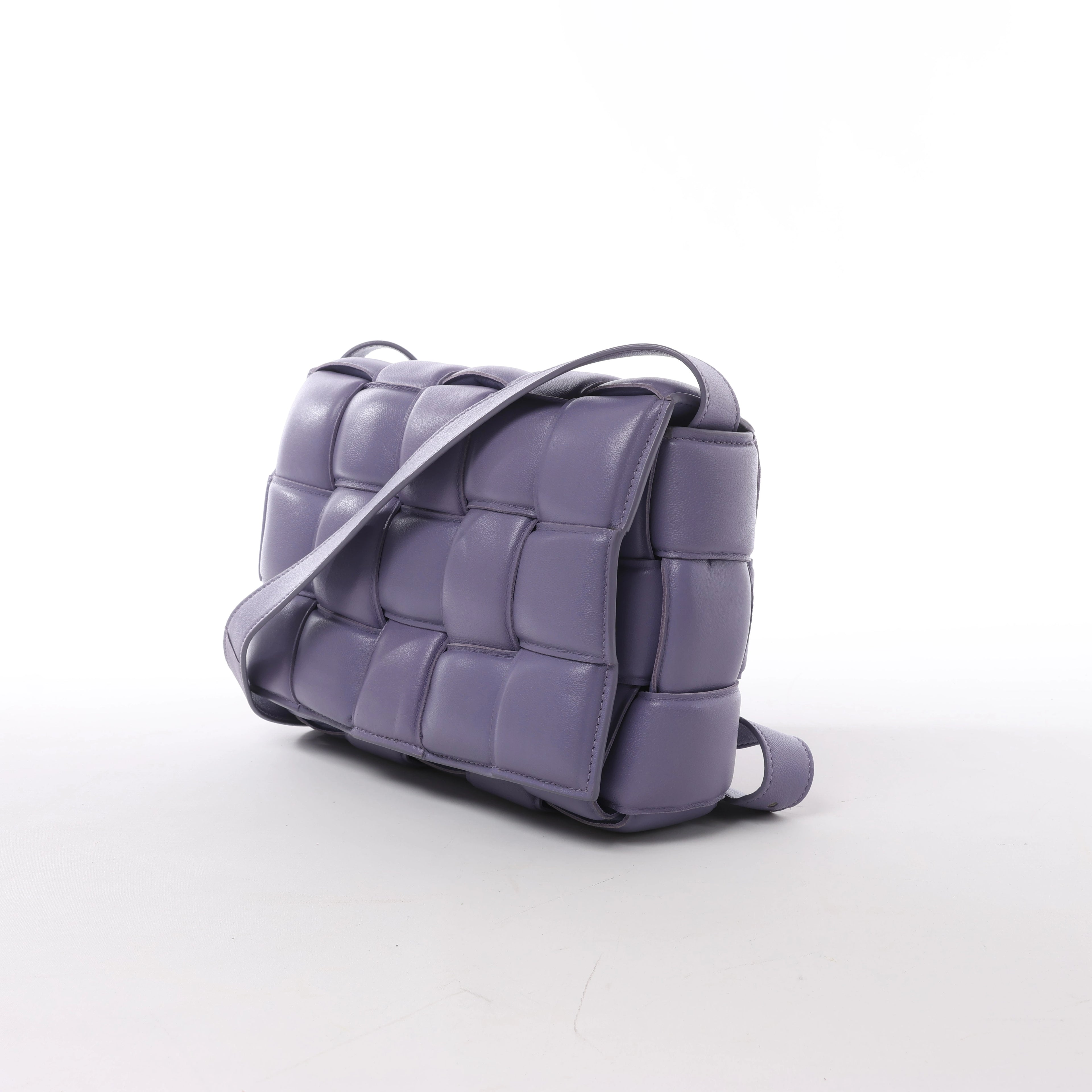 Bolso de hombro de cuero Intrecciato Bottega Veneta en rosa