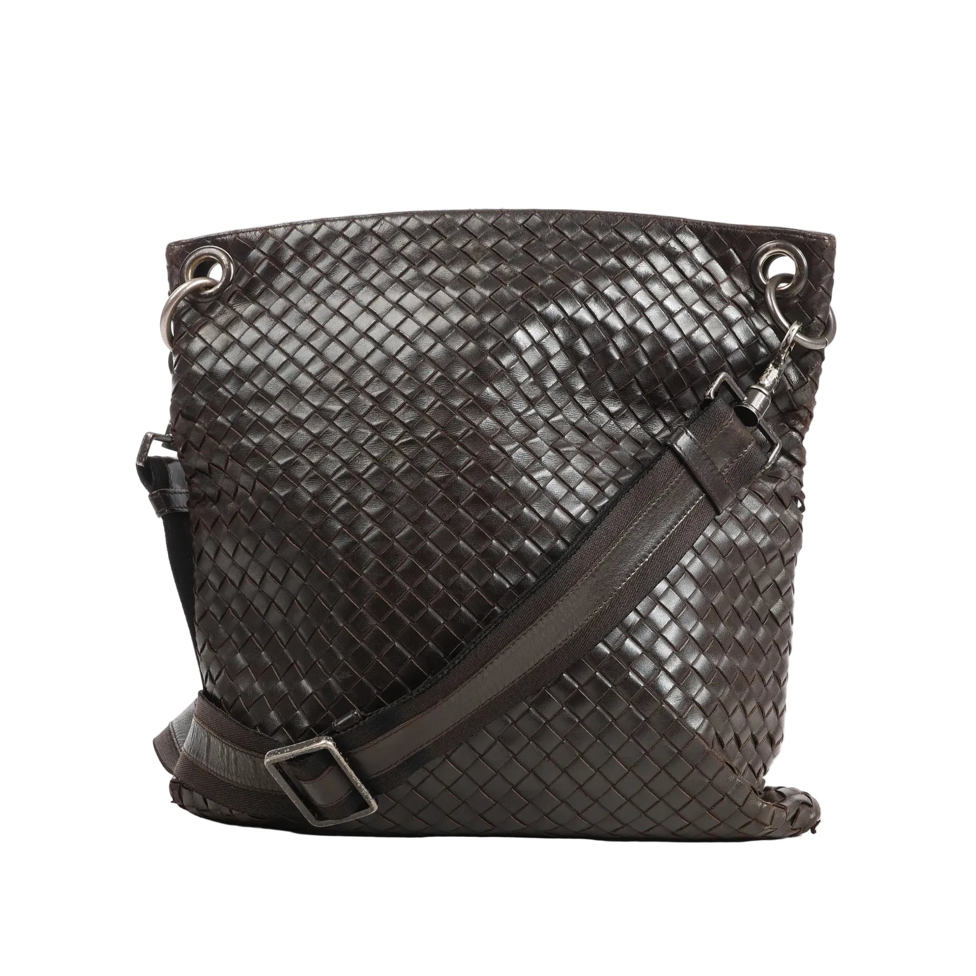 Bottega Veneta VN Intrecciato crossbody messenger bag in brown leather with signature woven design, adjustable strap, and silver-tone hardware.