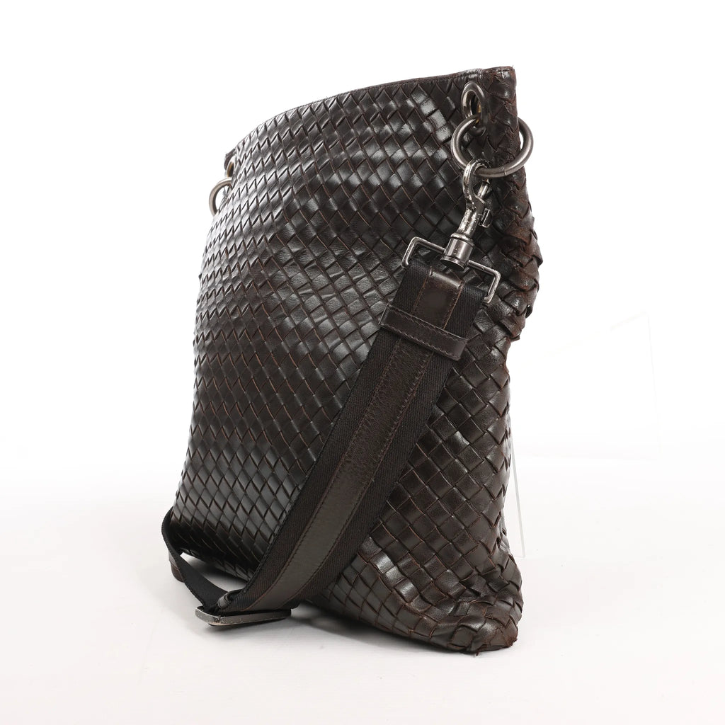 Bottega Veneta VN Intrecciato Crossbody Messenger Bag in Brown