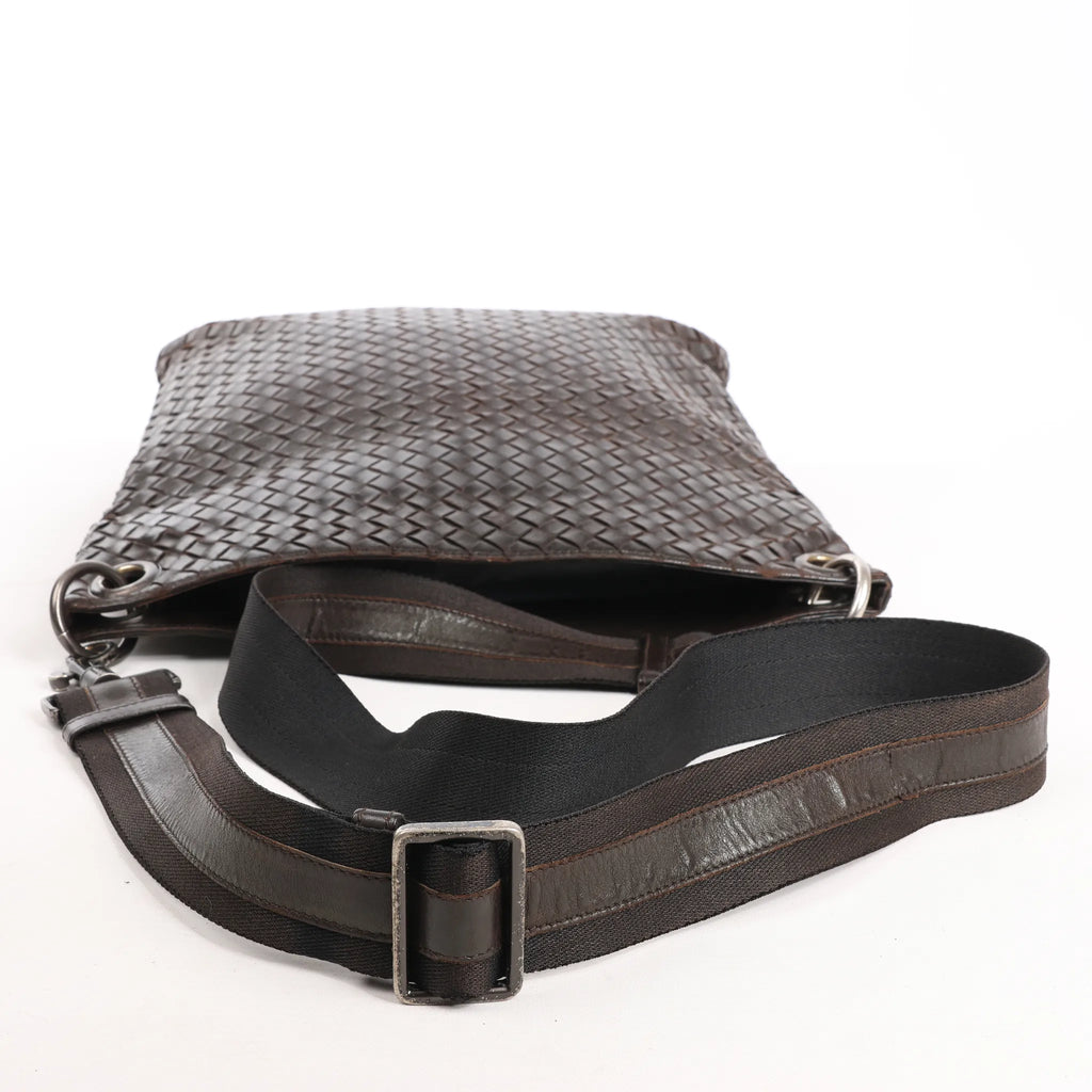 Bottega Veneta VN Intrecciato Crossbody Messenger Bag in Brown