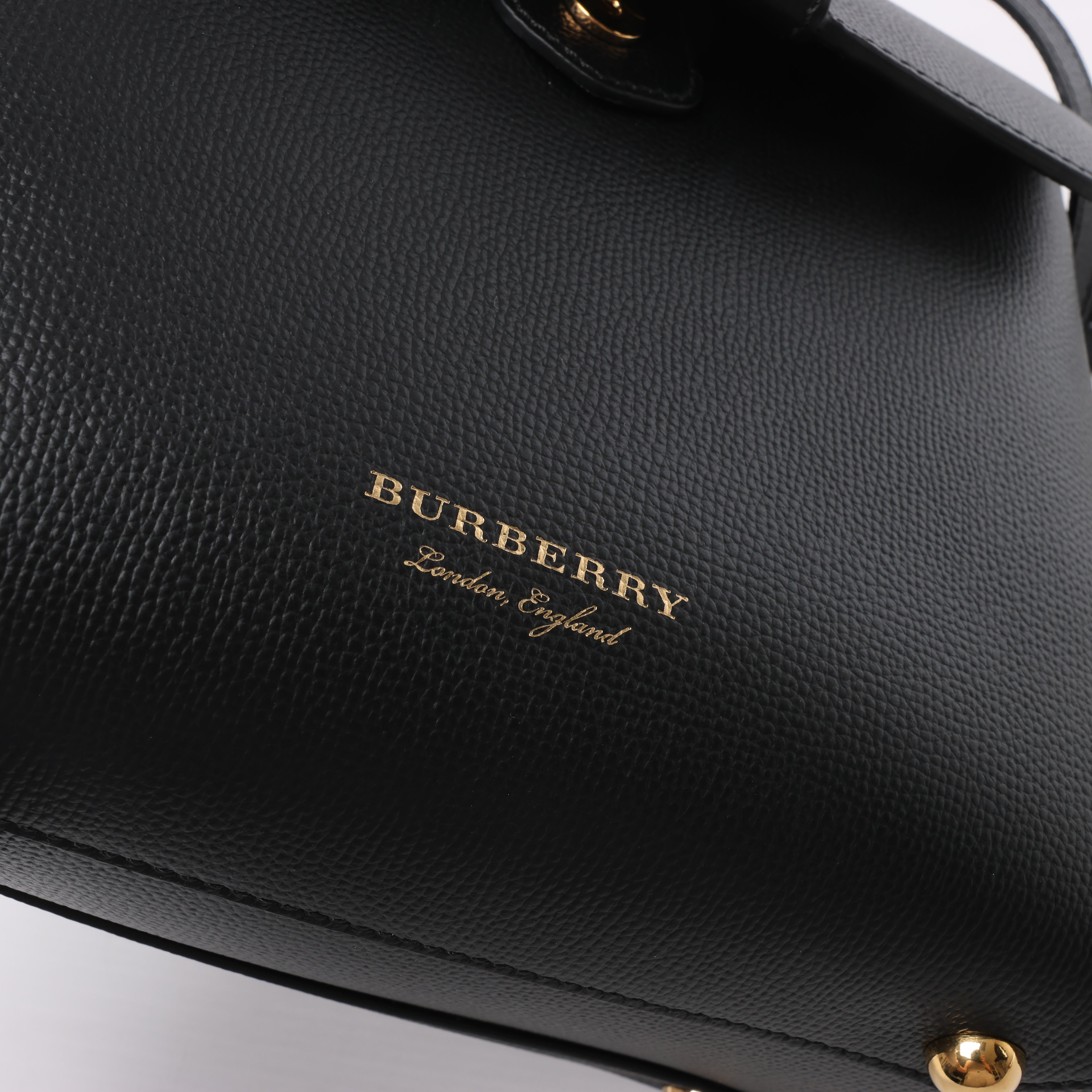 Burberry Camberley Leather 2Way Handbag in Black