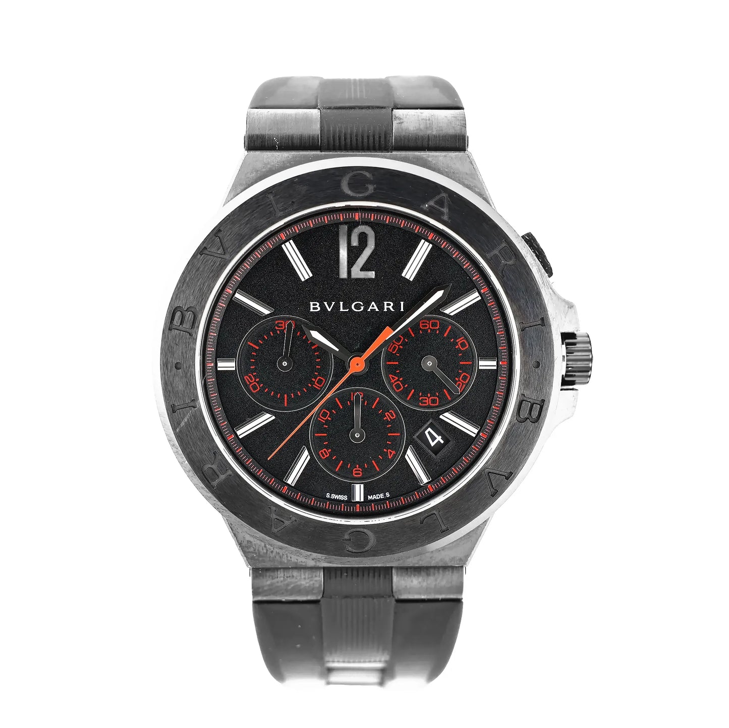 Front view of a Bvlgari Diagono DG42BSCCH watch with a black dial, red chronograph sub-dials, stainless steel case, and black rubber strap. Features include a date window and silver-tone hour markers.