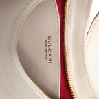 Bolso de hombro con cadena de charol BVLGARI Serpenti Forever en color naranja