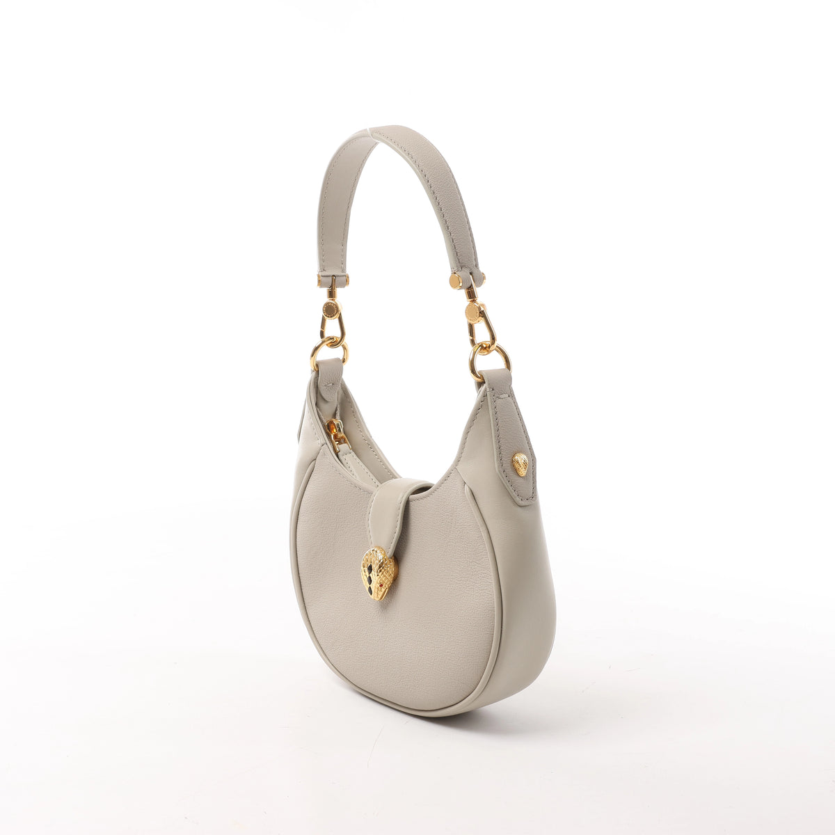 Bolso de hombro con cadena de charol BVLGARI Serpenti Forever en color naranja