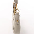 Bolso de hombro con cadena de charol BVLGARI Serpenti Forever en color naranja