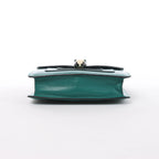 Bolso de hombro con cadena de charol BVLGARI Serpenti Forever en color naranja