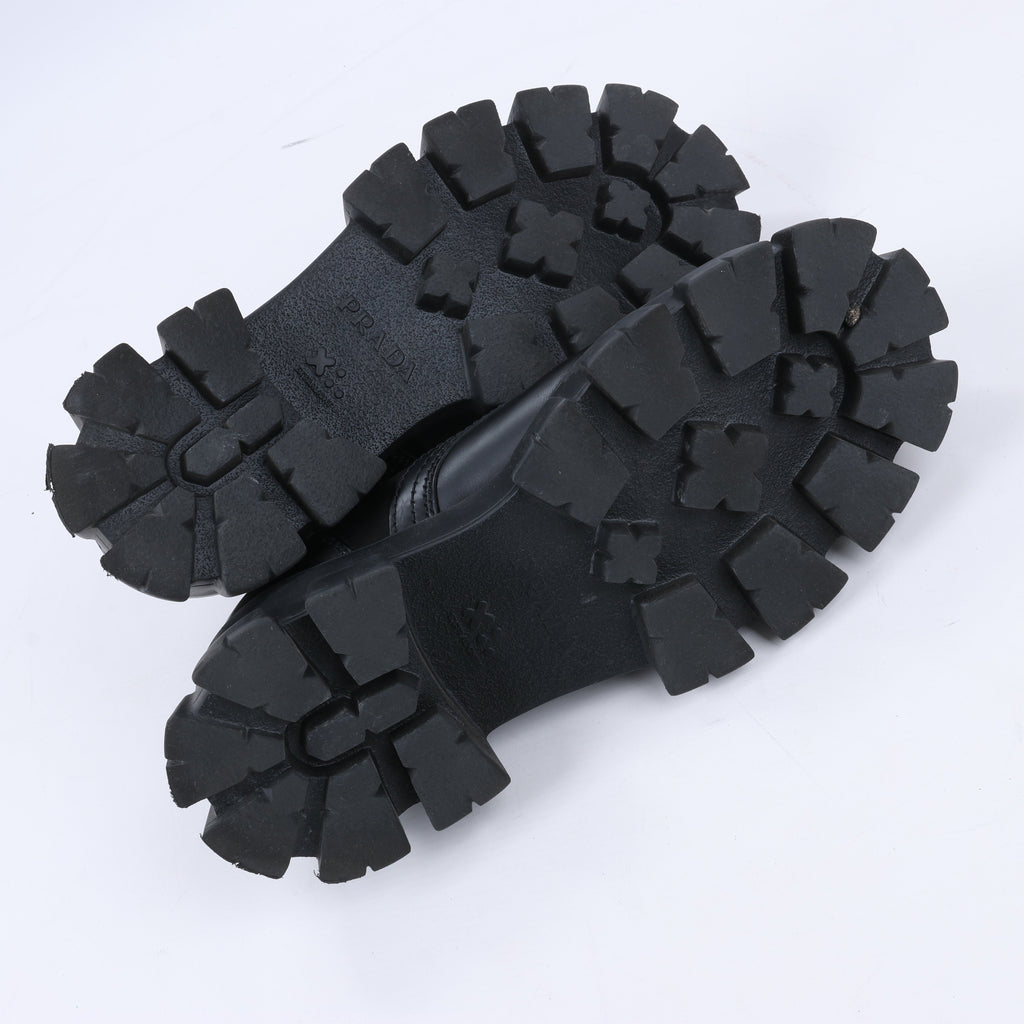 Prada Monolith Nylon & Leather Leather Loafers in Black 2EE342, Size 42 EU