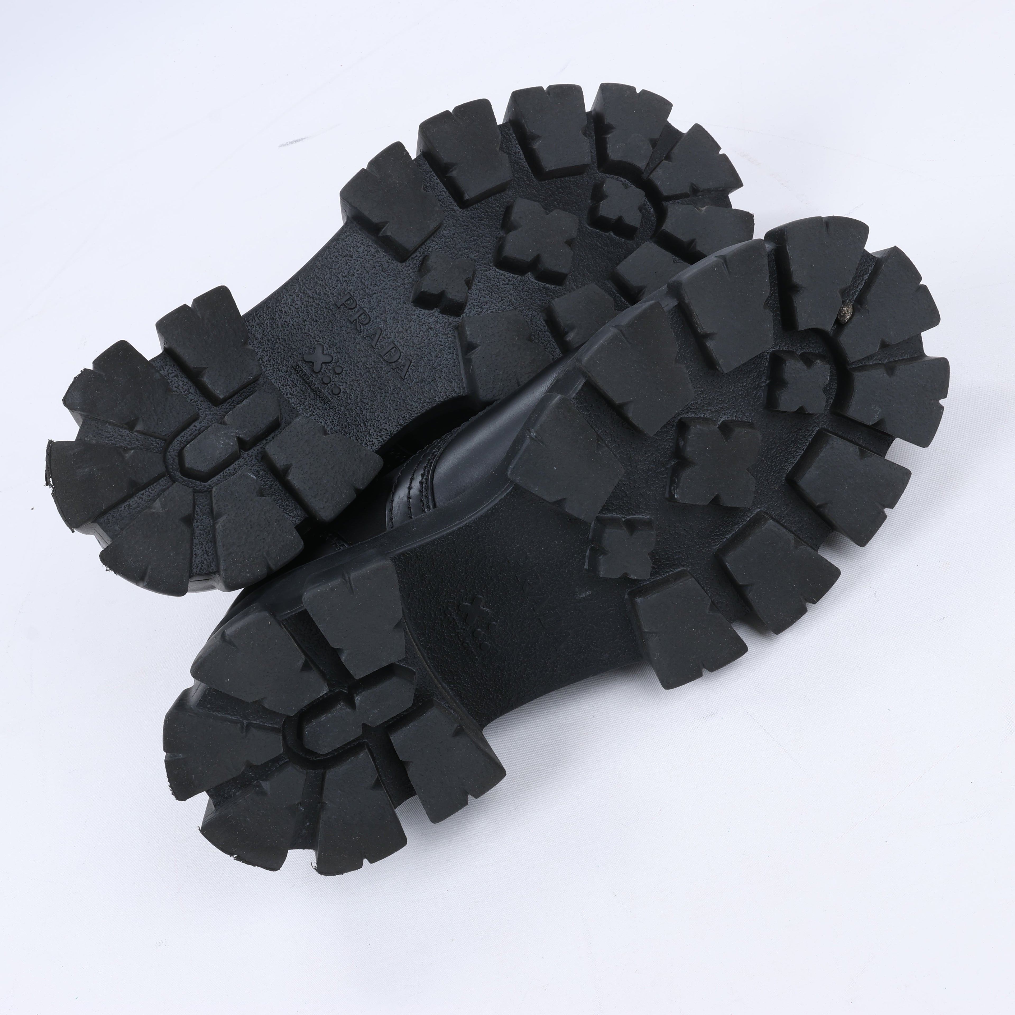 Prada Monolith Nylon & Leather Leather Loafers in Black 2EE342, Size 42 EU