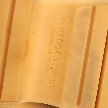 Bottega Veneta The Bounce Kurze Lederstiefel in Schwarz x Senfgelb, Größe 39 EU