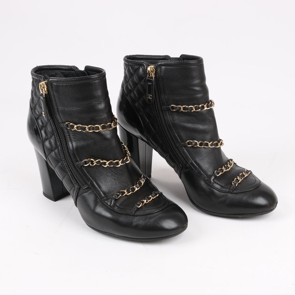 CHANEL Coco Mark Matelasse Leather & Patent Short Boots in Black G33028, Size 38 EU