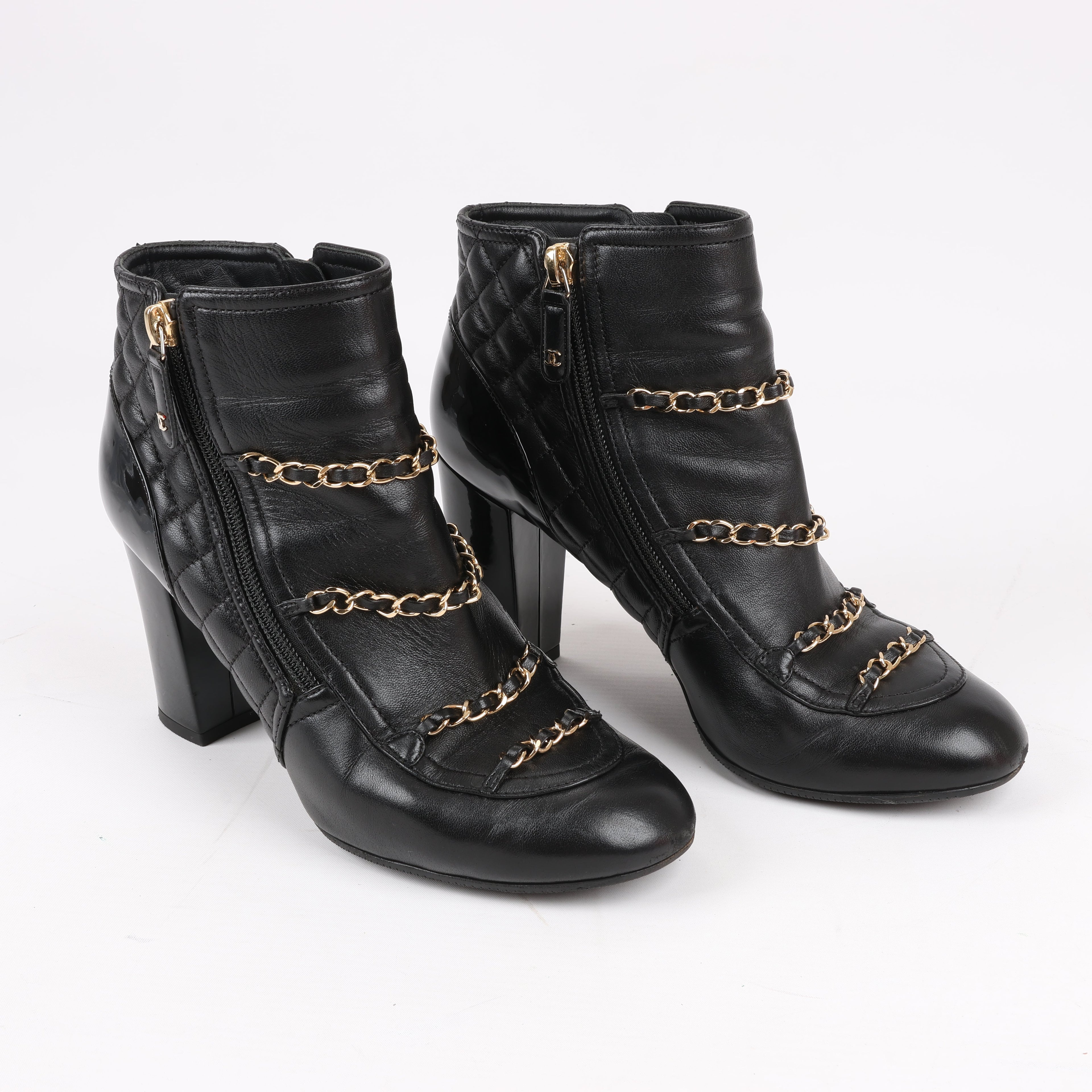 CHANEL Coco Mark Matelasse Leather & Patent Short Boots in Black G33028, Size 38 EU