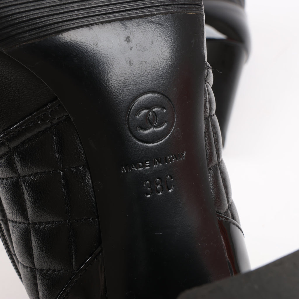 CHANEL Coco Mark Matelasse Leather & Patent Short Boots in Black G33028, Size 38 EU