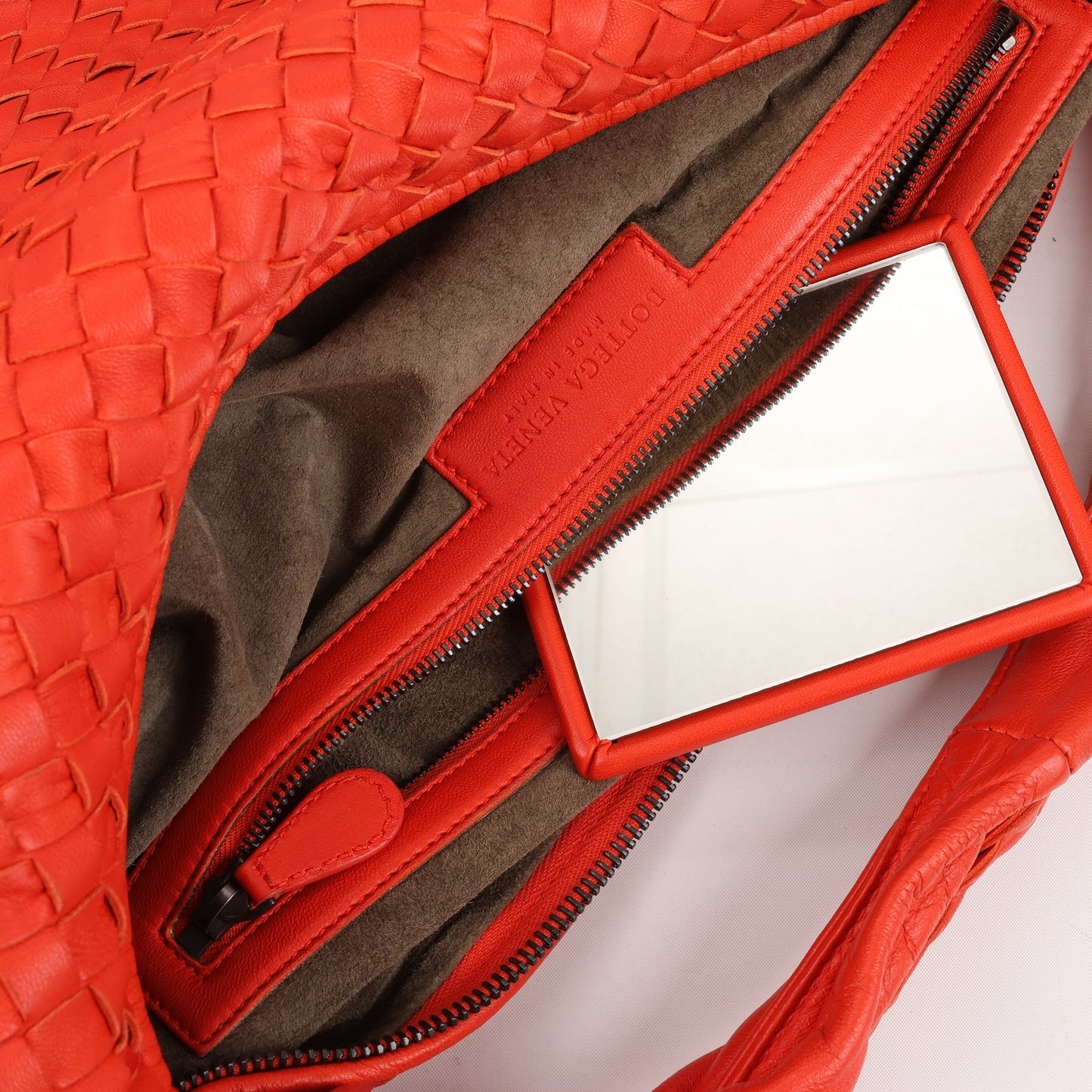 Bottega Veneta Intrecciato Hobo Leather Shoulder Bag in Red