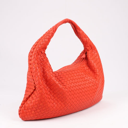 Bottega Veneta Intrecciato Hobo Leather Shoulder Bag in Red