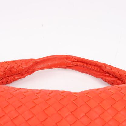 Bottega Veneta Intrecciato Hobo Leather Shoulder Bag in Red