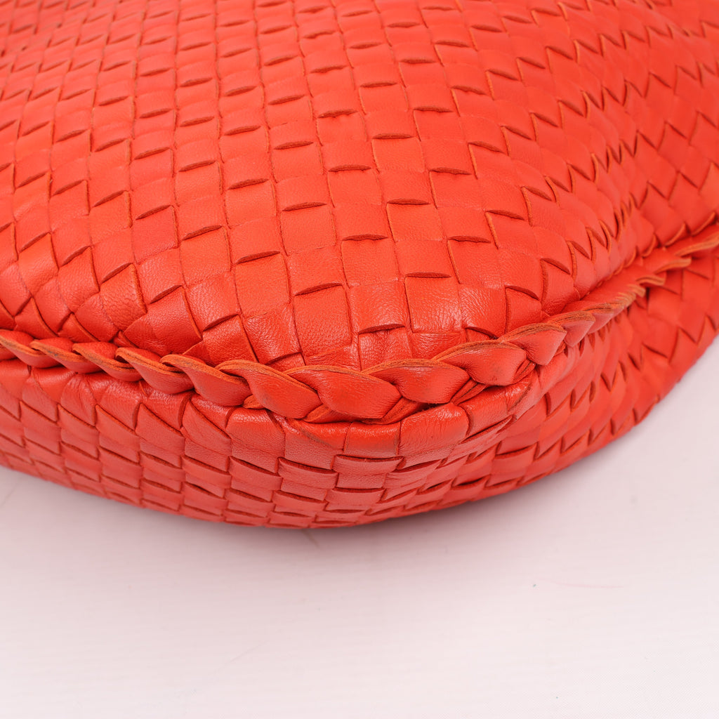Bottega Veneta Intrecciato Hobo Leather Shoulder Bag in Red