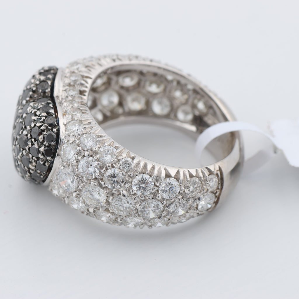 Anillo de corazón de diamantes negros De Grisogono, talla 51