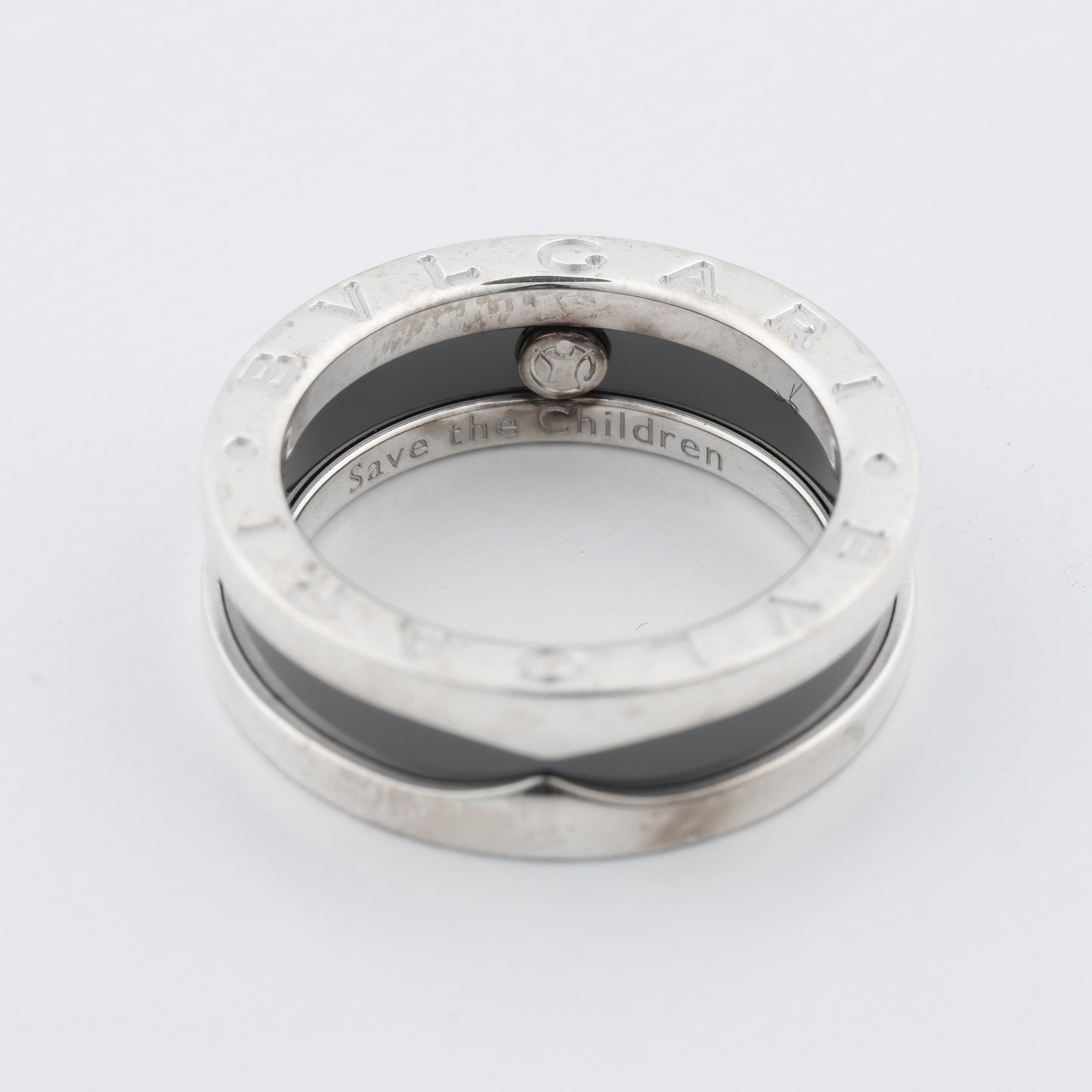 Bague caritative Bvlgari B.Zero 1 « Save the Children » en argent 925 et céramique, 6,2 g, noire et argent, taille 52 UE