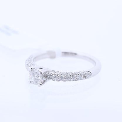 Non Signe / Unsigned 14K White Gold Ring with 45 Natural Diamonds