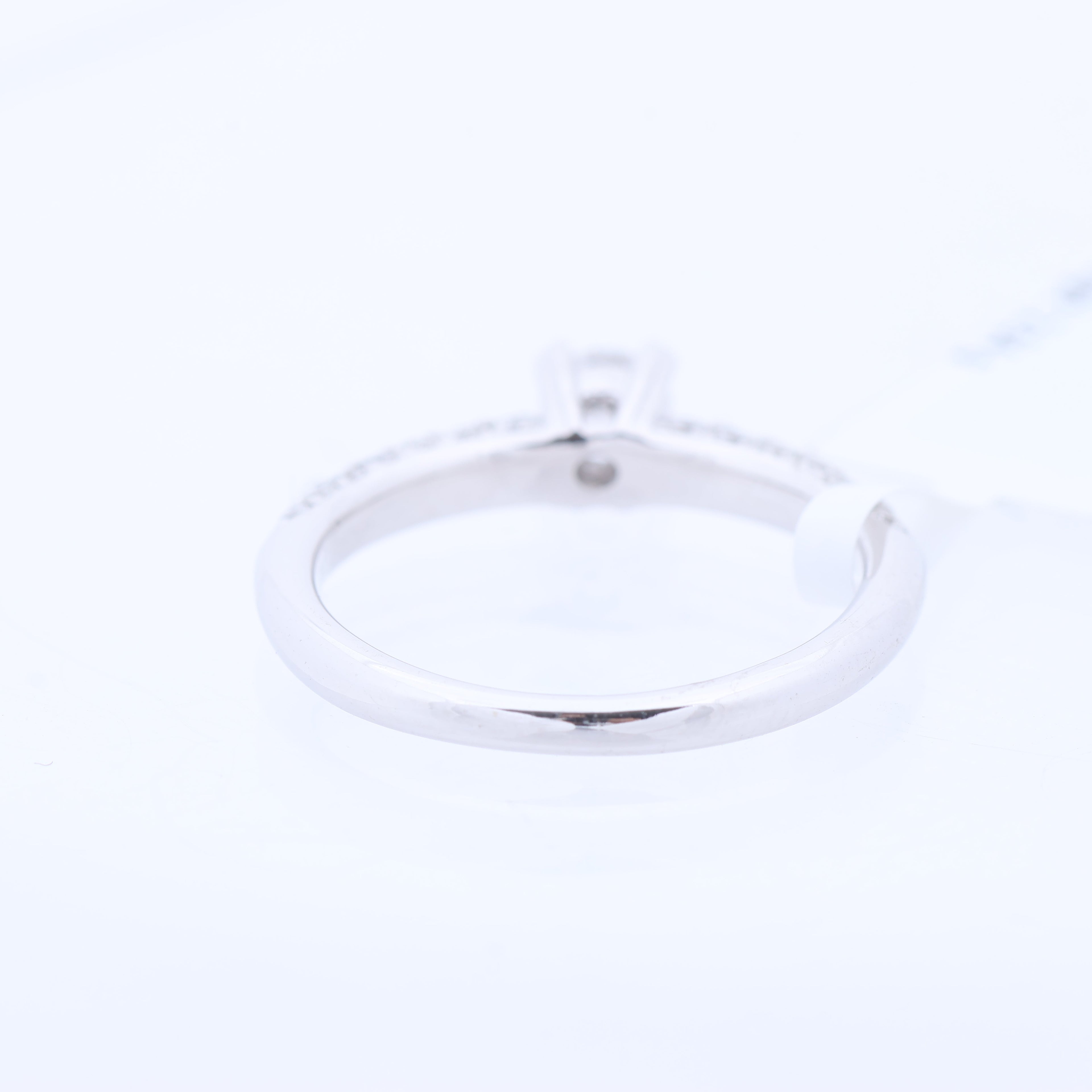 Non Signe / Unsigned 14K White Gold Ring with 45 Natural Diamonds