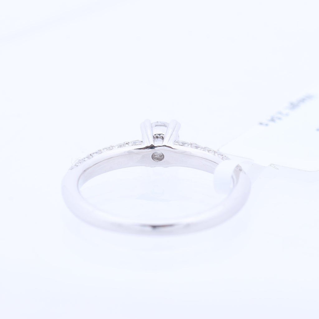 Non Signe / Unsigned 14K White Gold Ring with 45 Natural Diamonds