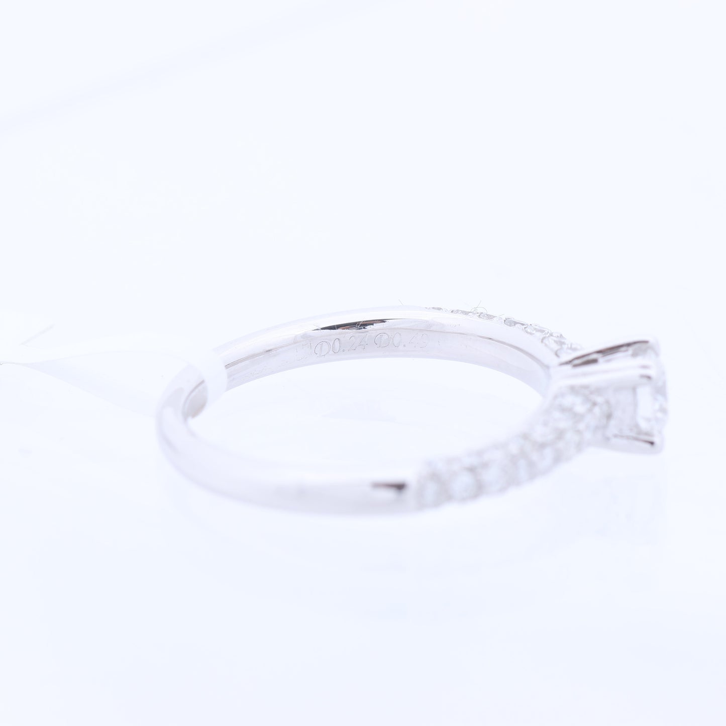 Non Signe / Unsigned 14K White Gold Ring with 45 Natural Diamonds