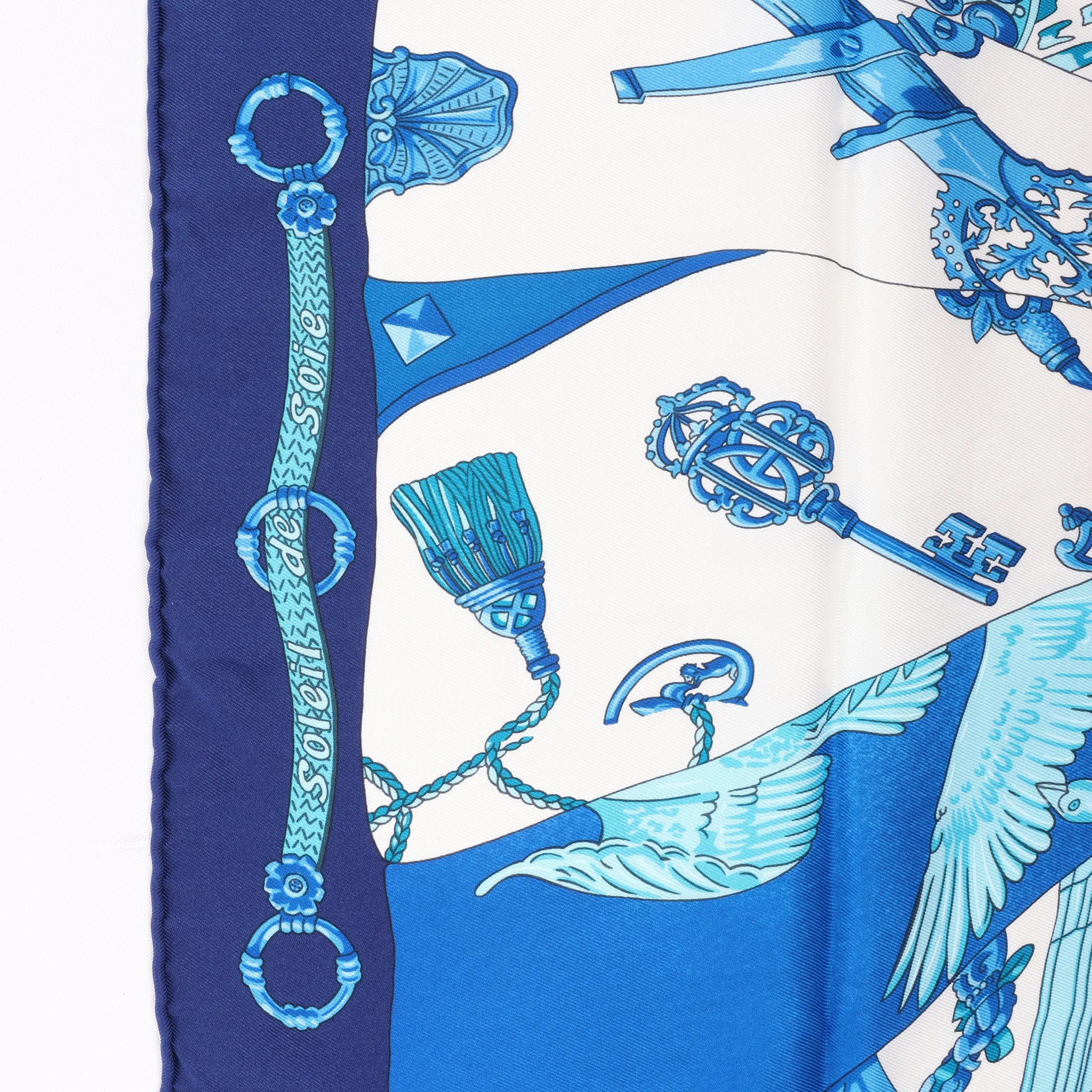 Hermès Carré 70 "soleil de soie" Silk handkerchief in Blue