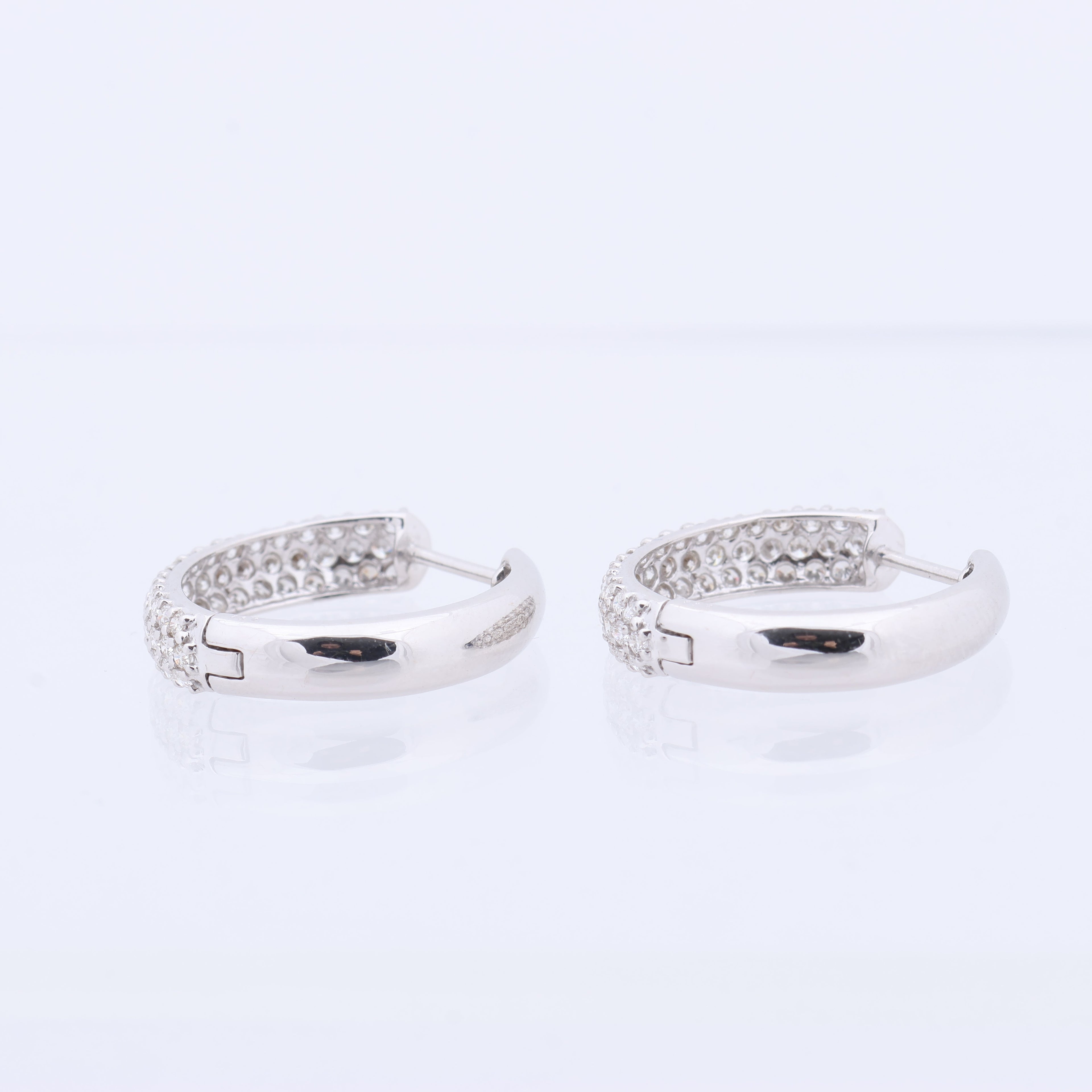Non Signe / Unsigned Diamond Earrings K18WG 4.4g 1.0 ct