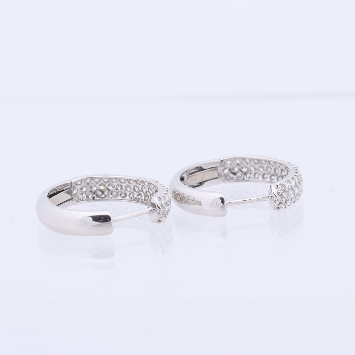 Non Signe / Unsigned Diamond Earrings K18WG 4.4g 1.0 ct
