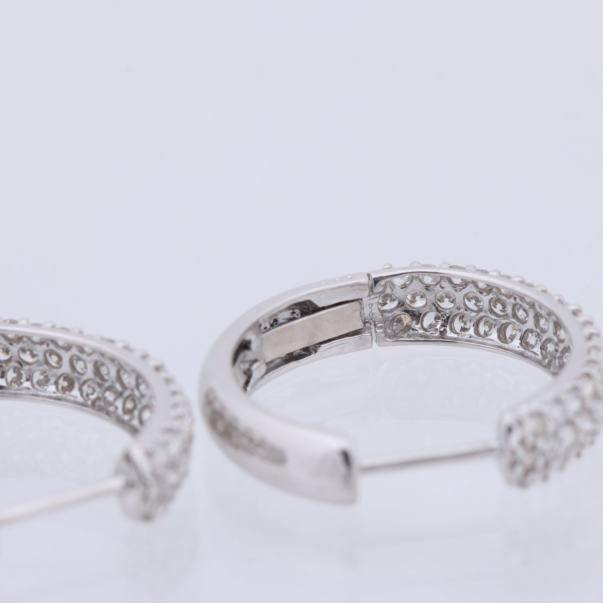 Non Signe / Unsigned Diamond Earrings K18WG 4.4g 1.0 ct