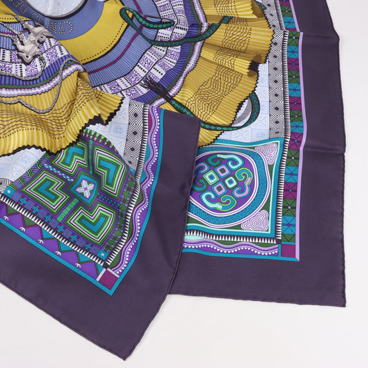 Hermès Carré 90 "CENT PLIS DES MIAO" Foulard 100% Soie en Violet