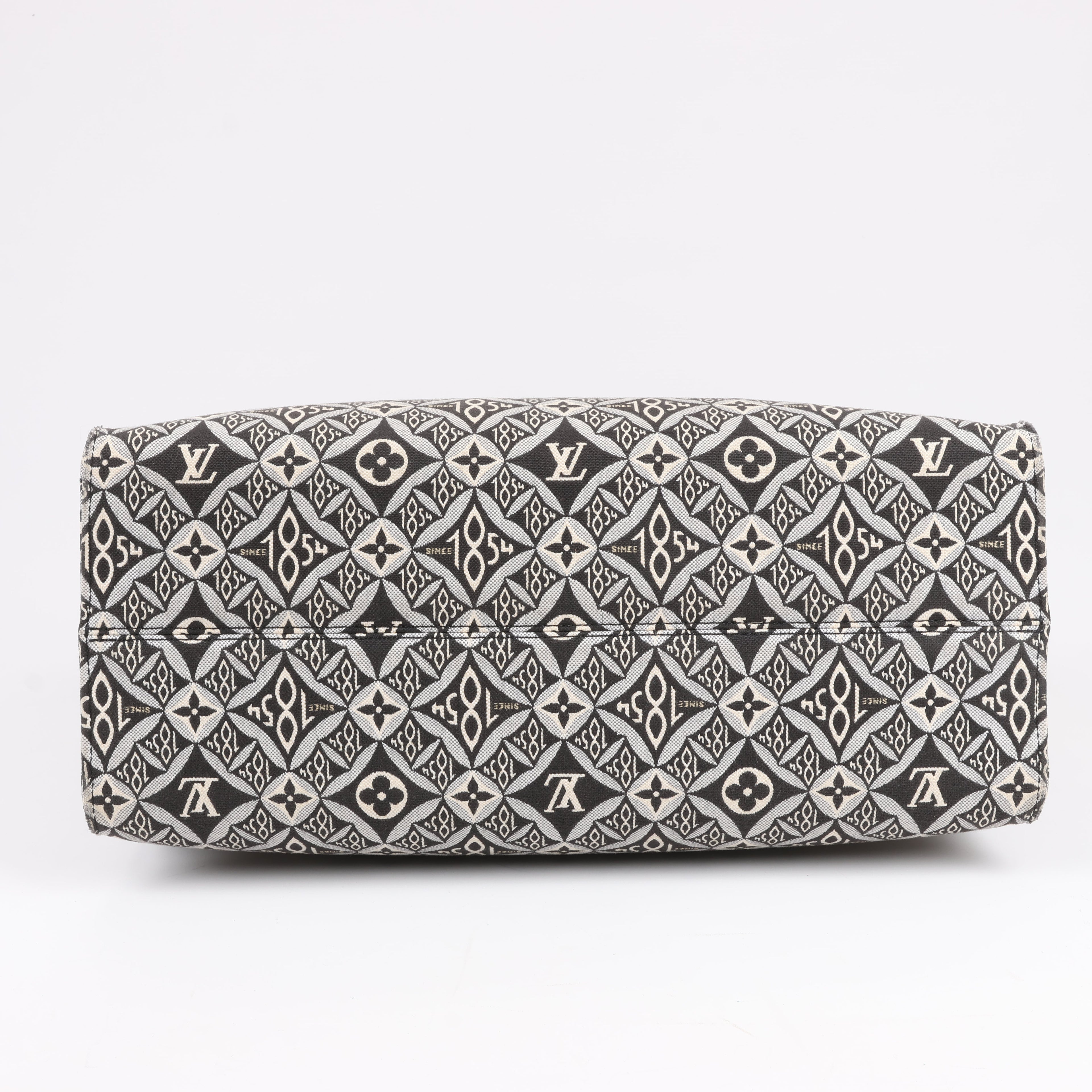 Bolso de mano Louis Vuitton Since 1854 OnTheGo GM en negro y blanco M57207