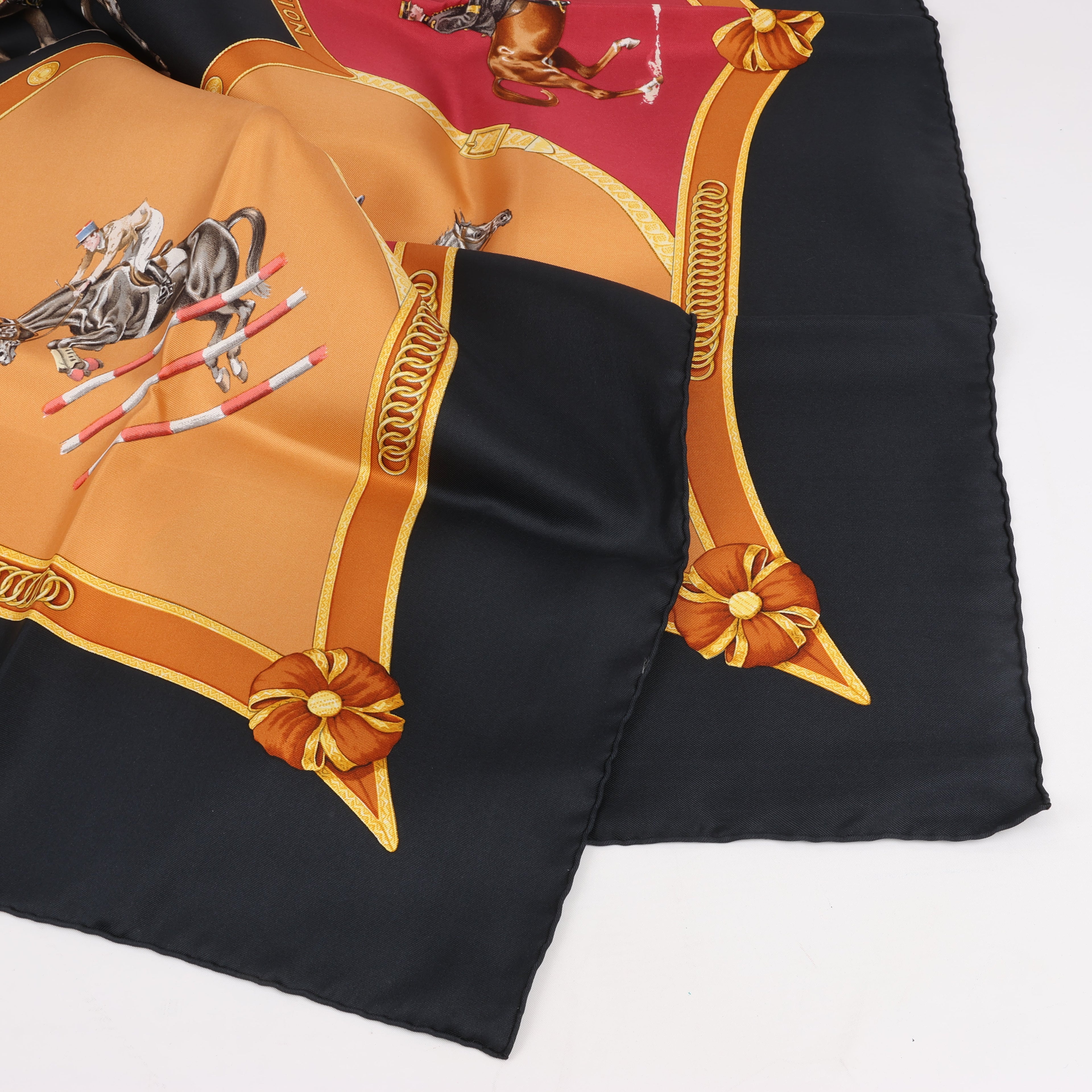 Hermès Carré 90 "ECOLE FRANCAISE D'EQUITATION" 100% Silk Scarf in Red x Black