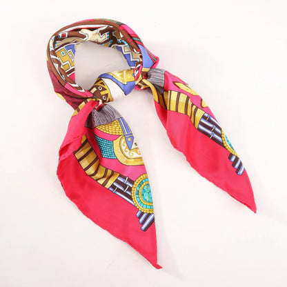 Hermès Carré 90 "HUACA PIRU" Silk handkerchief in Pink