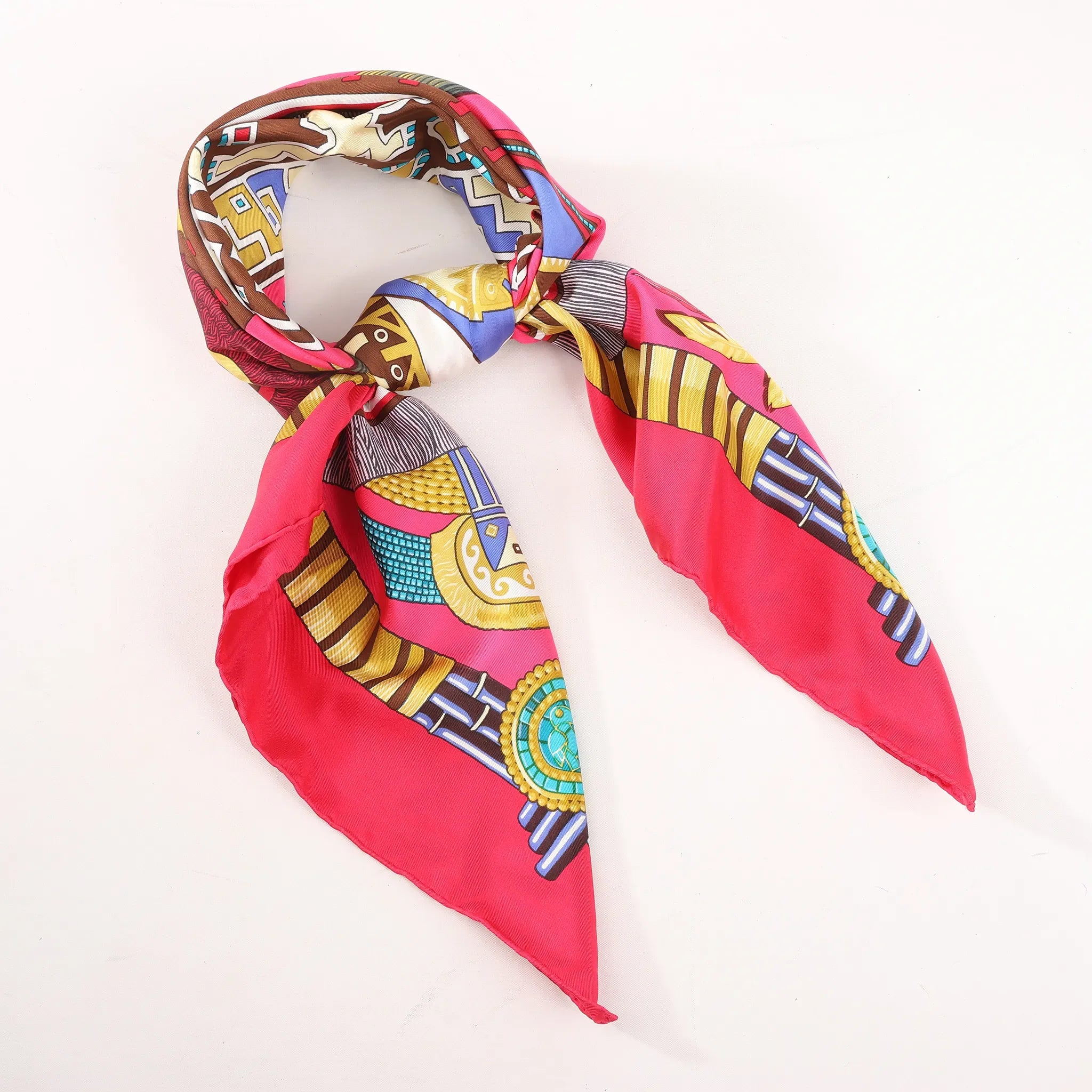 Hermès Carré 90 "HUACA PIRU" Silk handkerchief in Pink