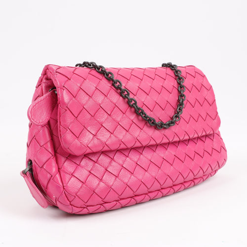 Bolso de hombro con cadena de piel Intrecciato de BOTTEGA VENETA en rosa intenso