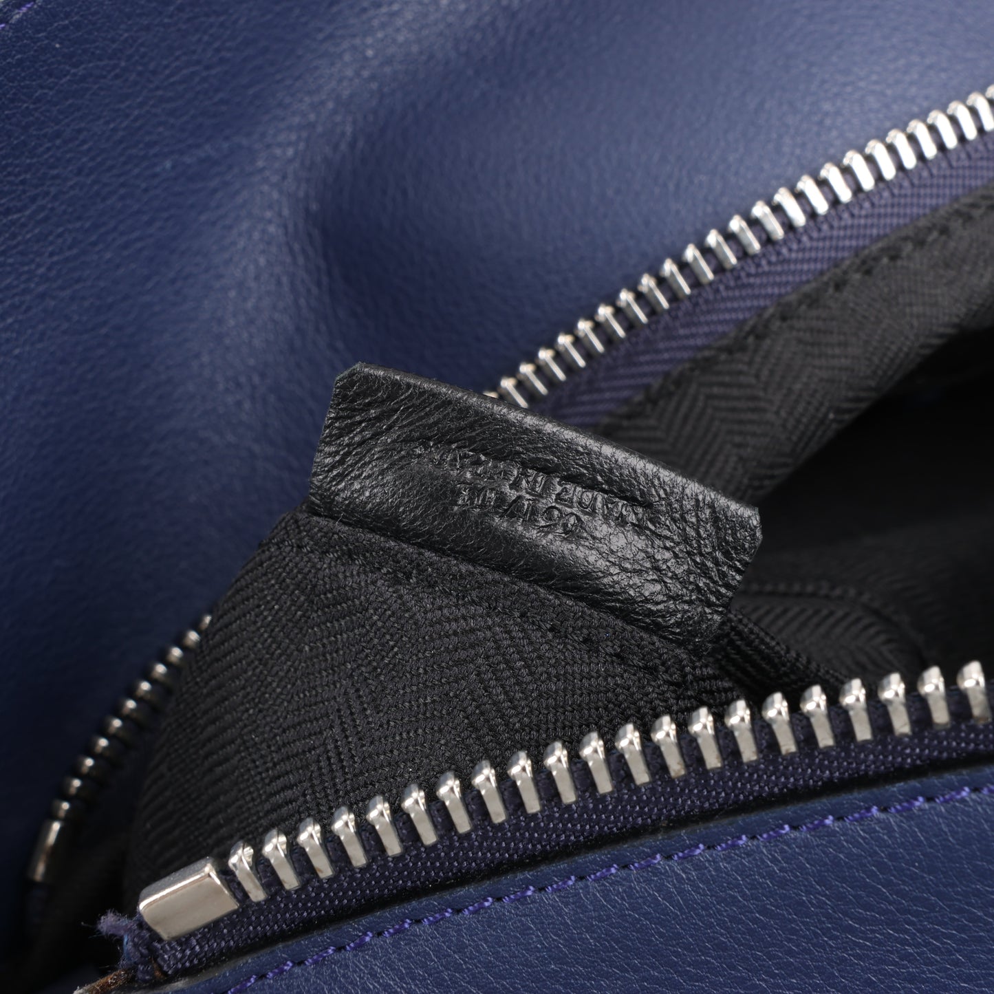 LOEWE Puzzle – Große 2-Wege-Handtasche aus Leder in Marineblau