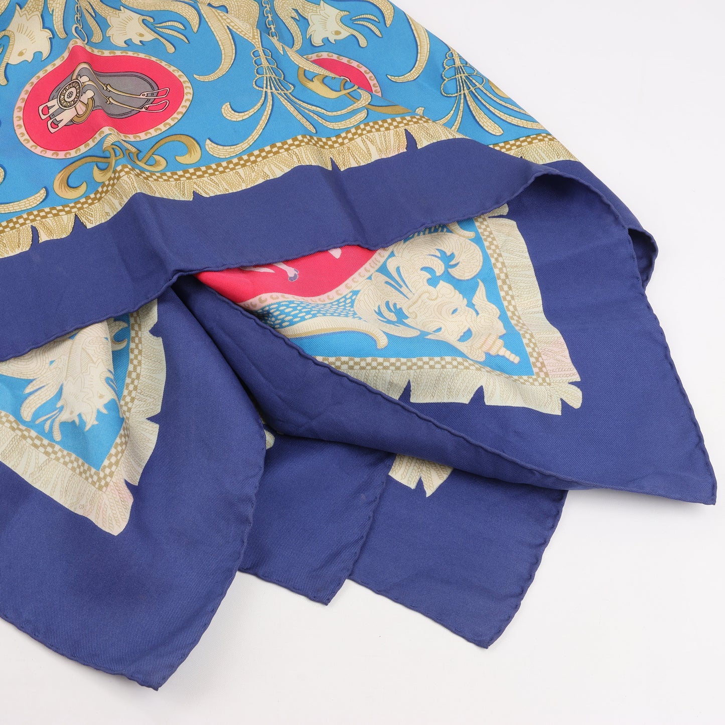 Hermès Carré 90 "LA PRESENTATION" Silk handkerchief in Navy Blue