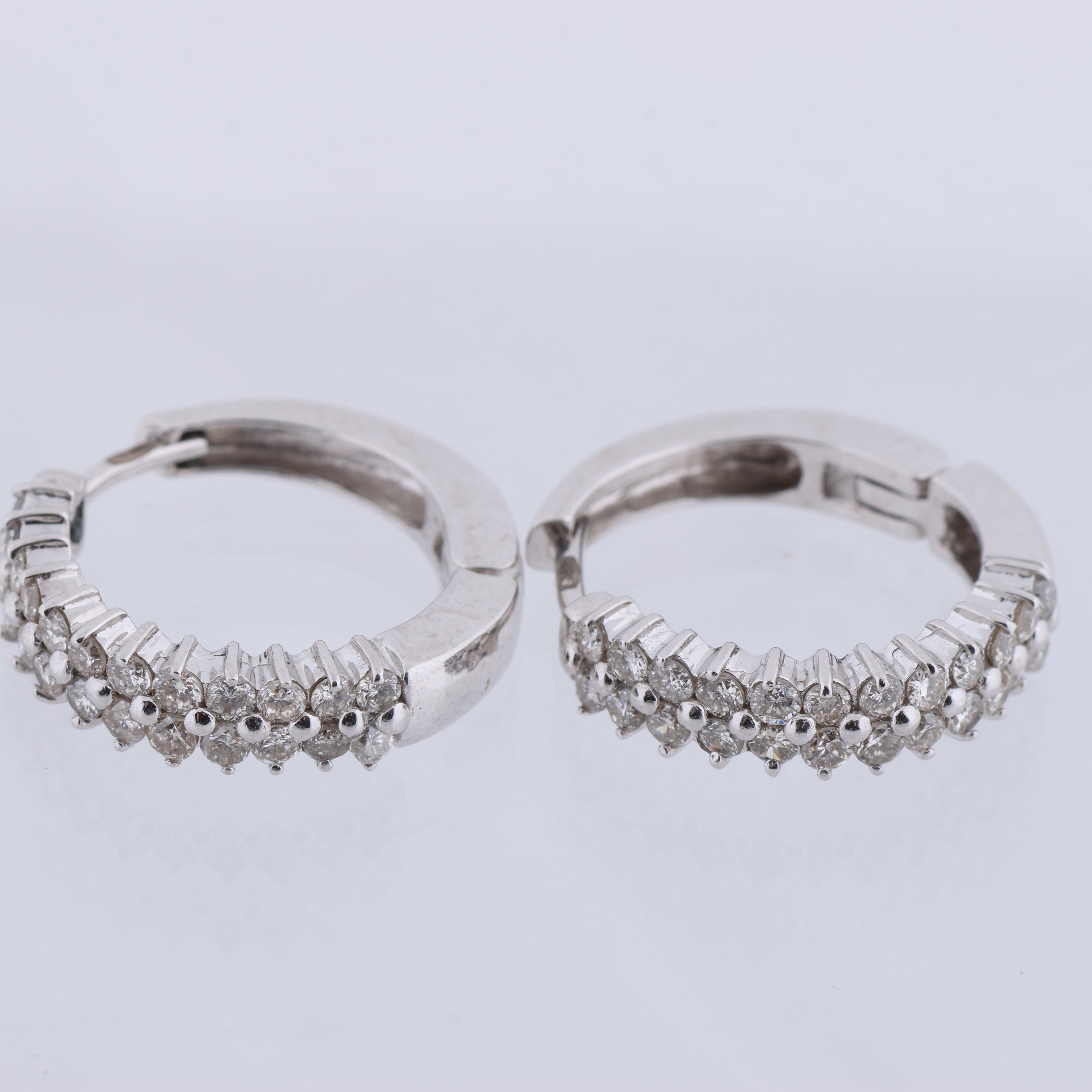 Non Signe / Unsigned Diamond Earrings K18WG 6.5g 0.50/0.50 ct