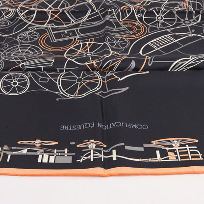 Carré Hermès Carré 90 « Complication équestre » 100 % soie noir