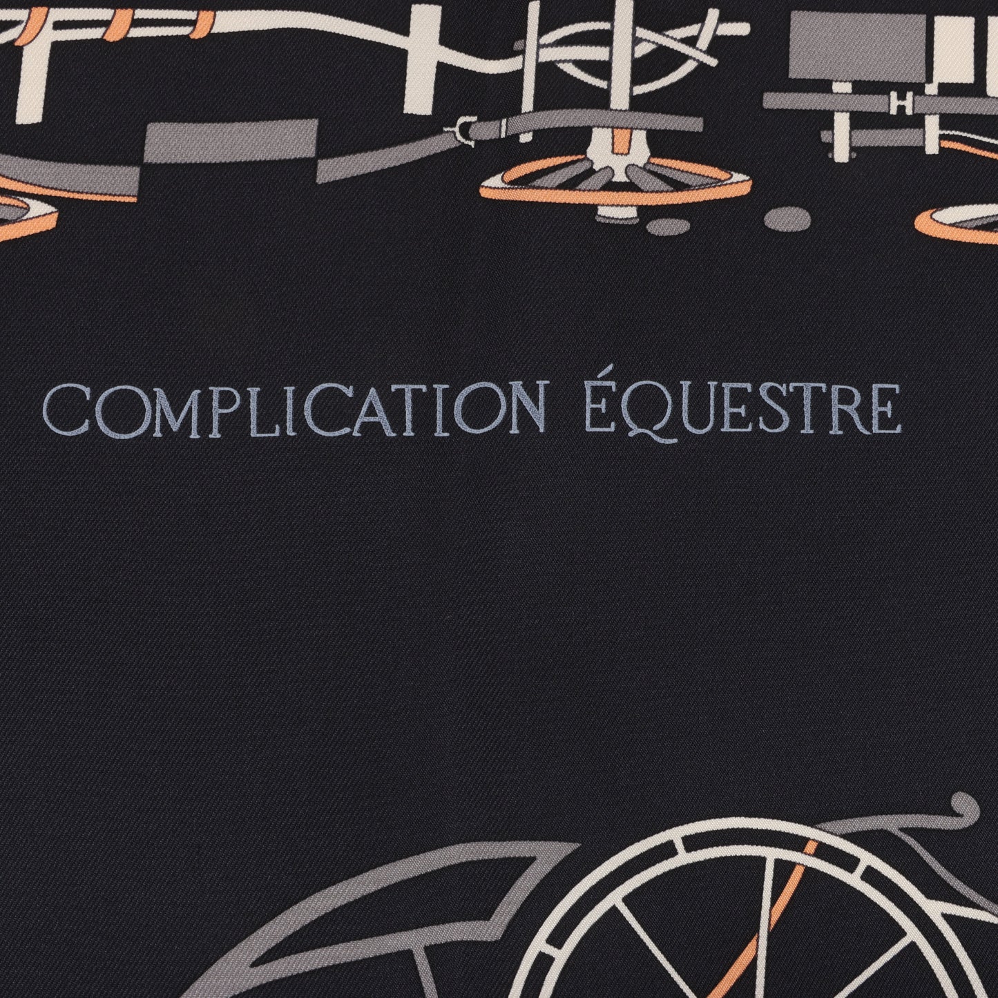 Carré Hermès Carré 90 « Complication équestre » 100 % soie noir