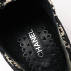 CHANEL Coco Tweed Felt Mark Leather x Fabric Boots G31378 in Black x Beige, Size 37 EU
