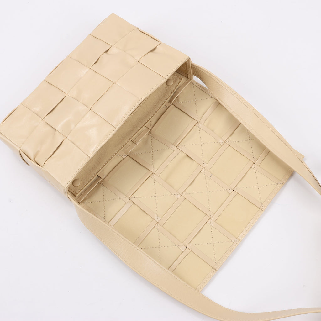 Bottega Veneta Maxi Intrecciato Cassette Leather Shoulder Bag in Beige