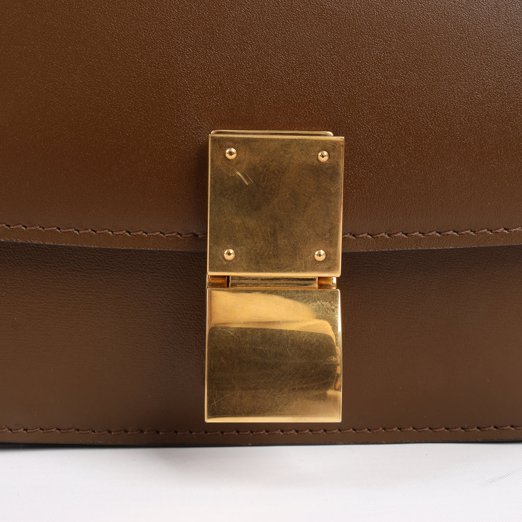 Bolso de hombro pequeño de piel Celine Classic Box en marrón