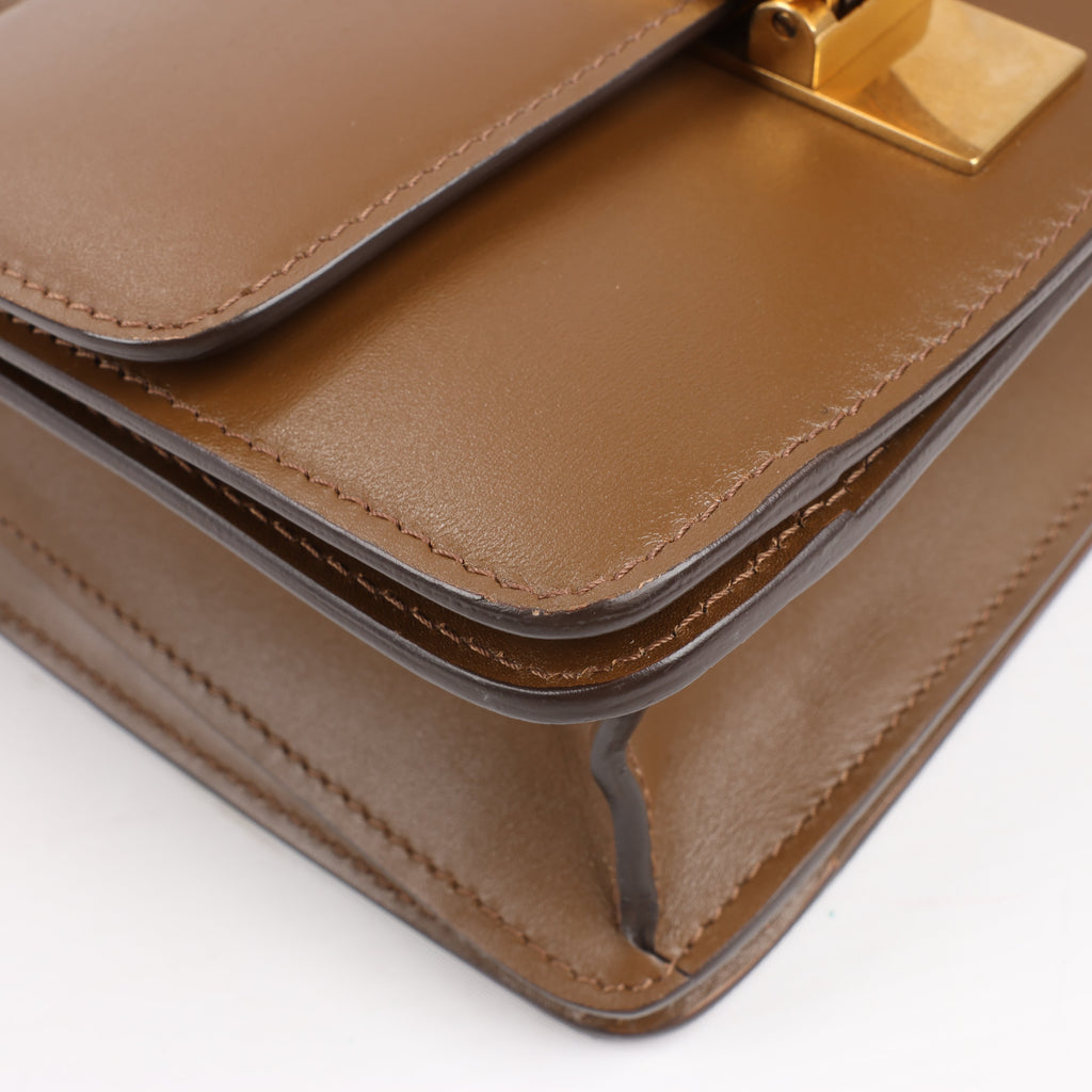 Bolso de hombro pequeño de piel Celine Classic Box en marrón