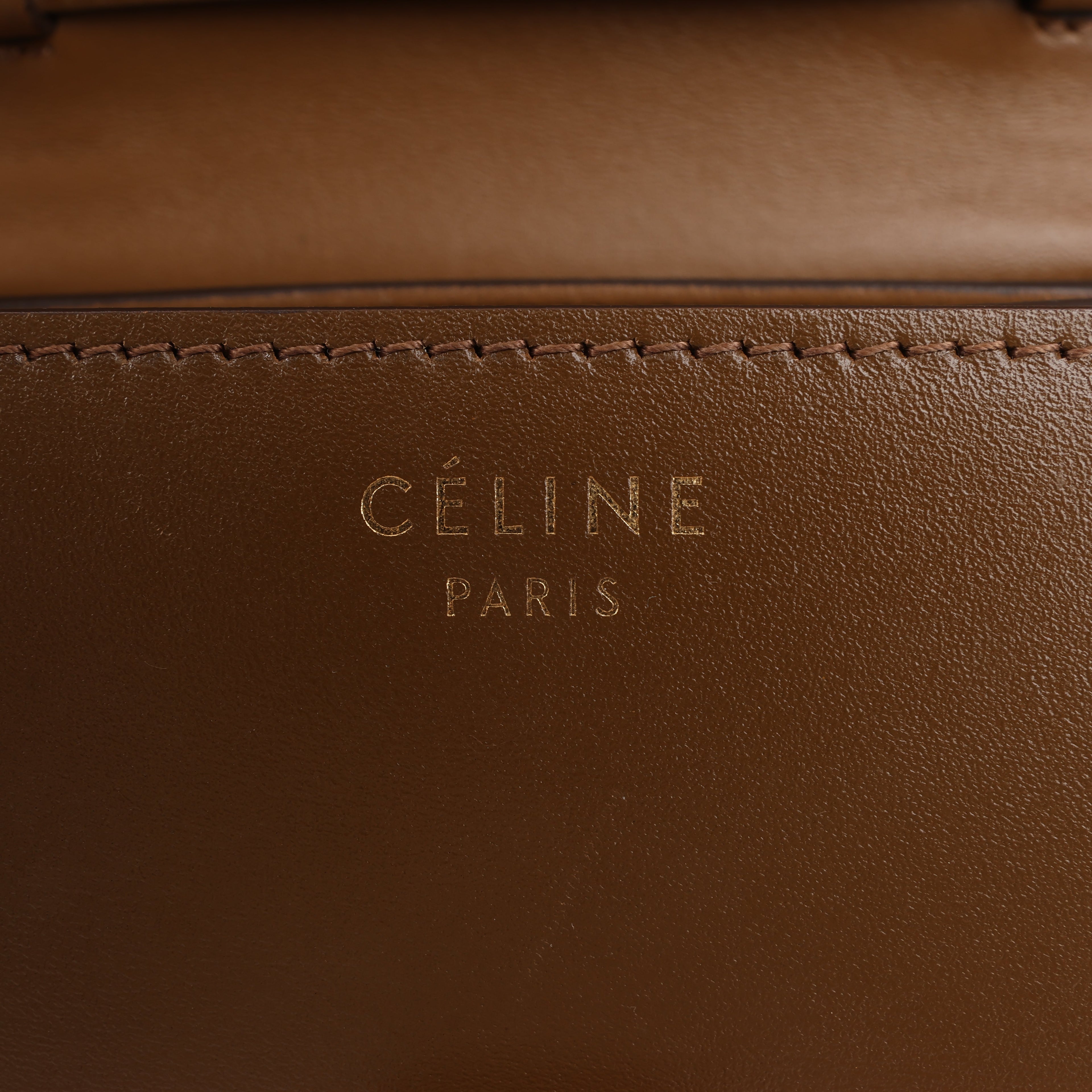 Bolso de hombro pequeño de piel Celine Classic Box en marrón