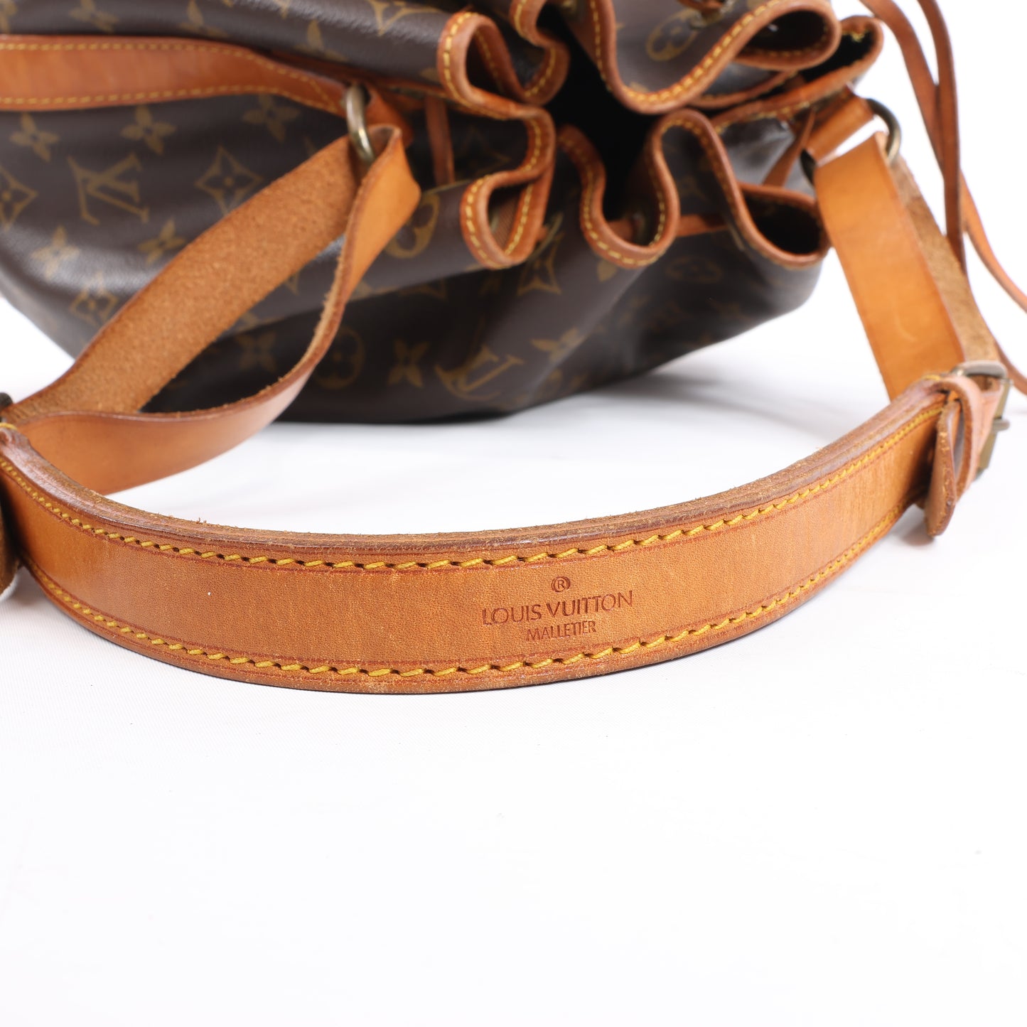 Louis Vuitton Monogram Canvas Noe Shoulder Bag M42224