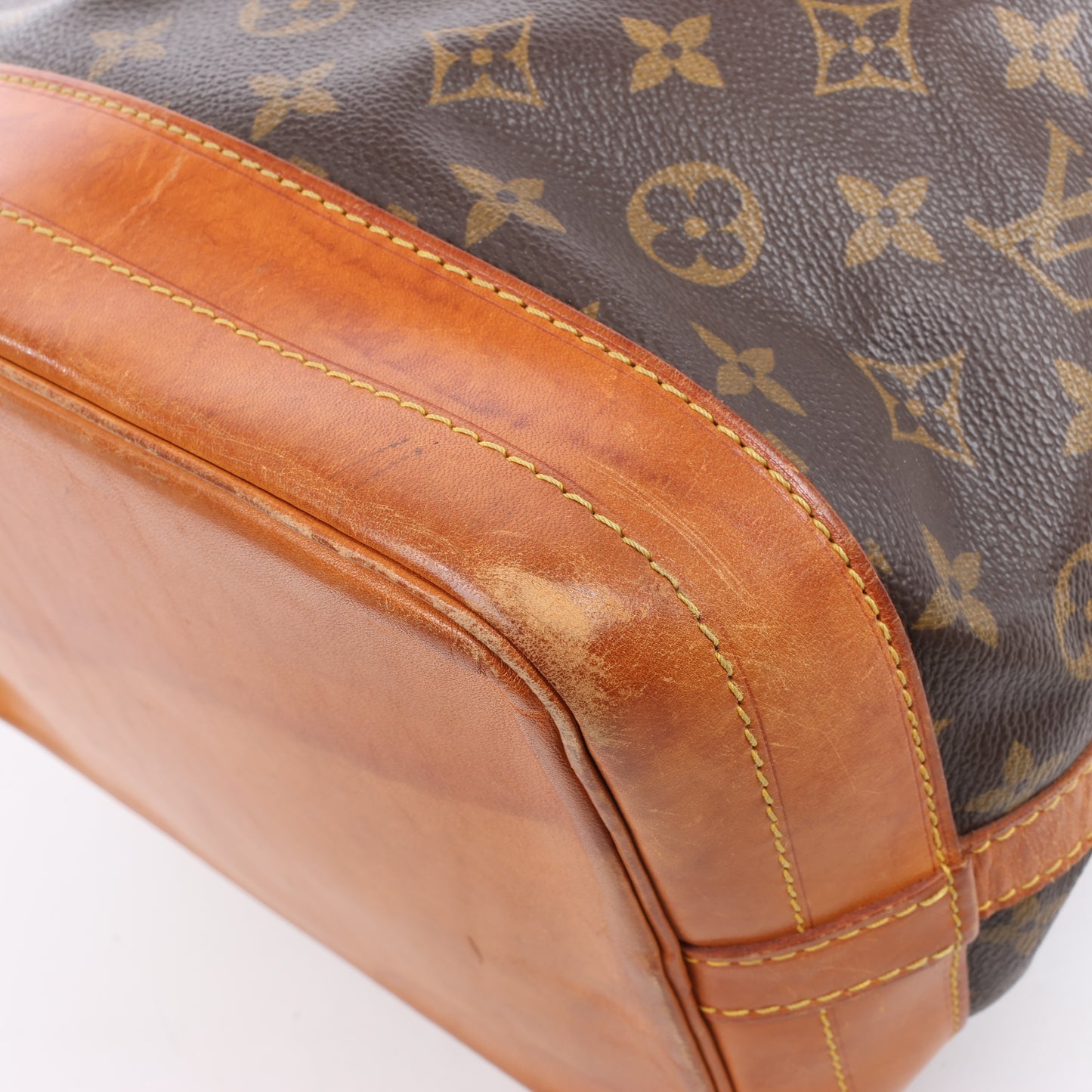 Louis Vuitton Monogram Canvas Noe Shoulder Bag M42224