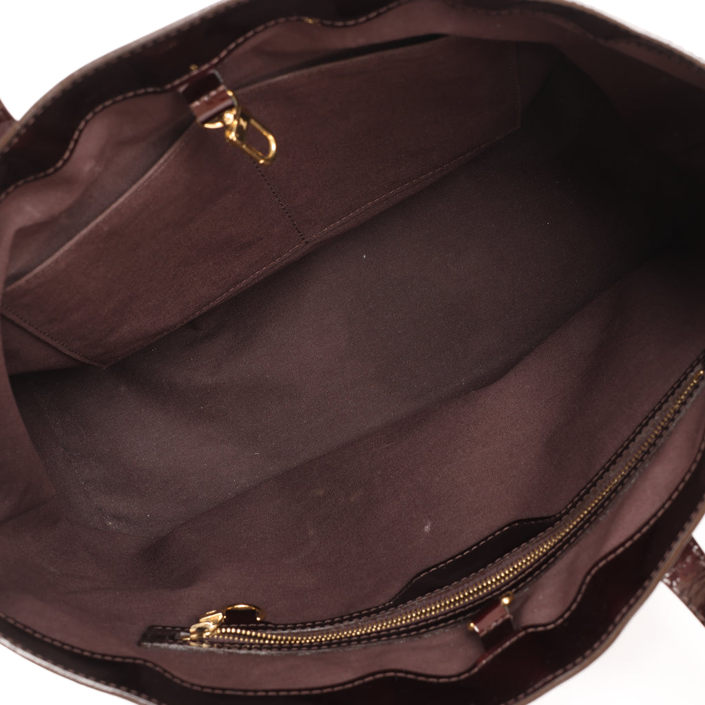 Louis Vuitton Monogram Vernis Wilshire MM Handbag in Amarante